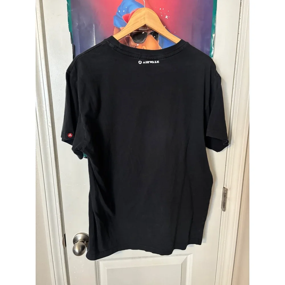 Airwalk Mens Graphic T-Shirt Black Red Triangle Logo Skate Crewneck Large - Picture 2 of 7